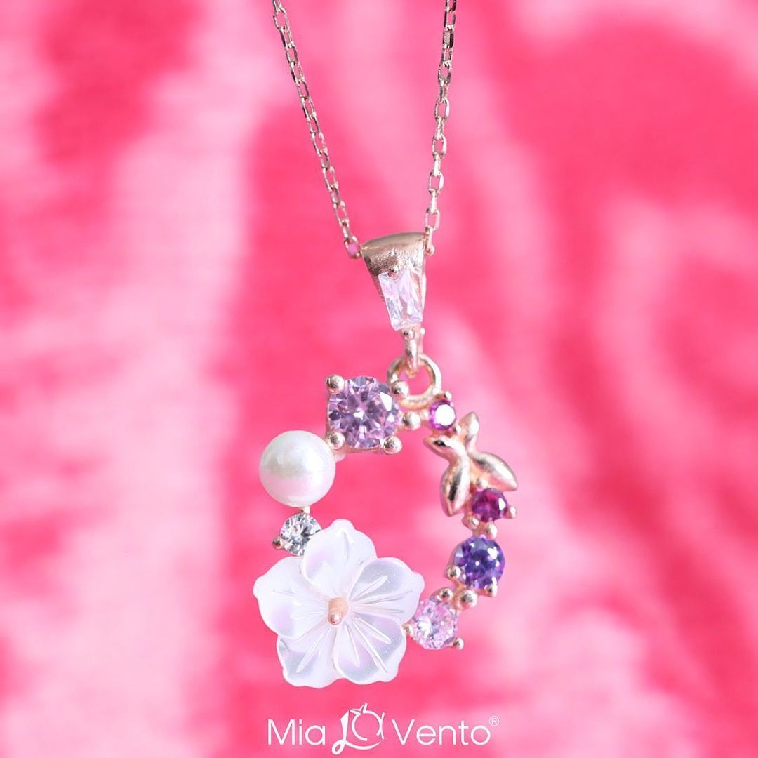 Italian Design Soft Flowers 925 Sterling Silver Rose Necklace