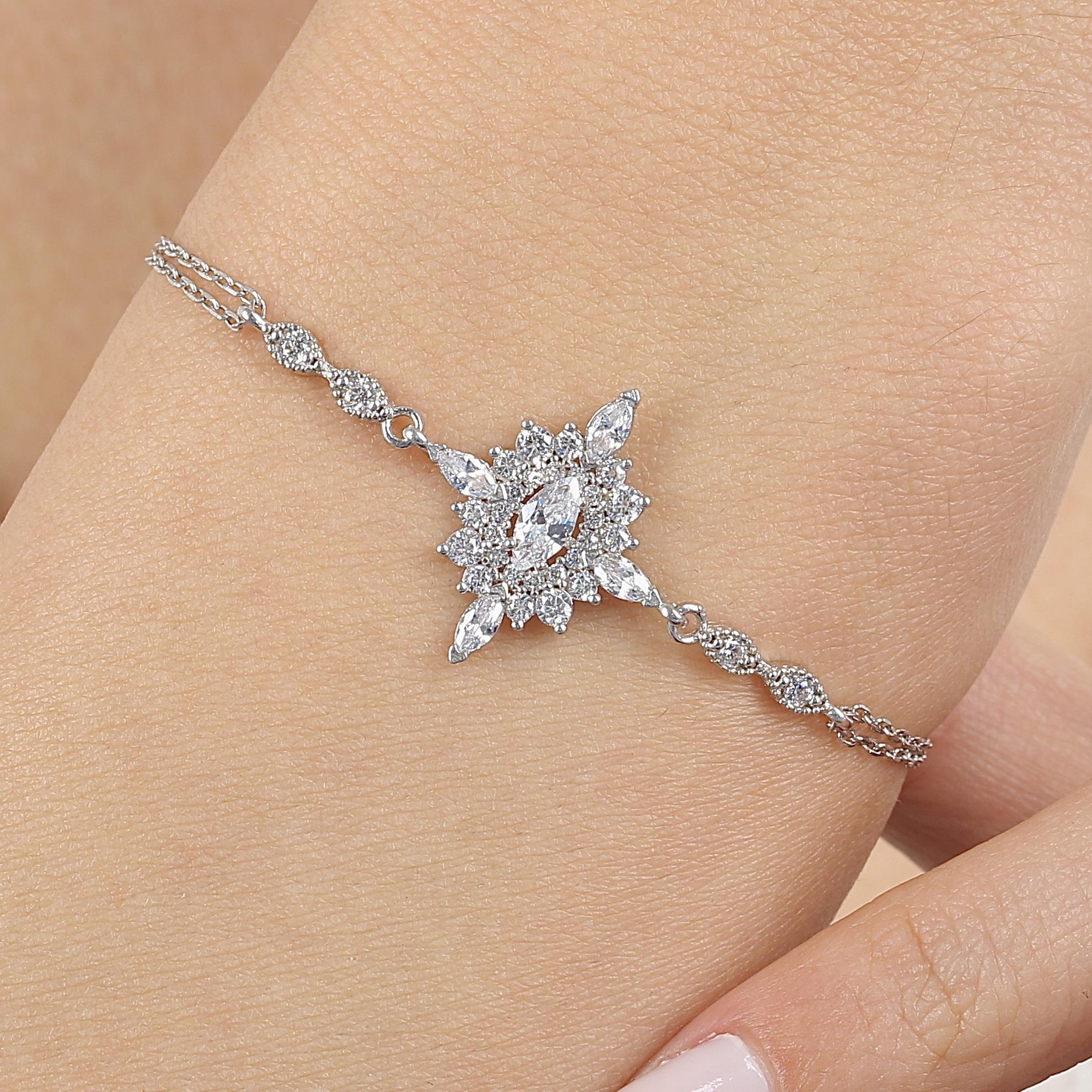 Sparkling Noble Dynasty Medal Vintage 925 Sterling Silver Bracelet